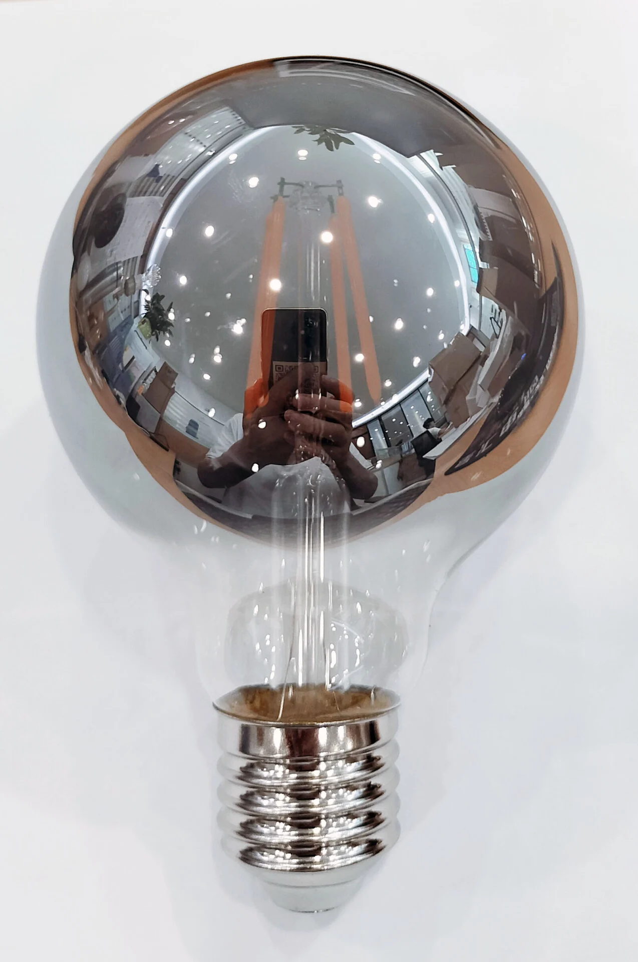 E27 dimbare LED filament lamp deco 8cm smoke 2000K